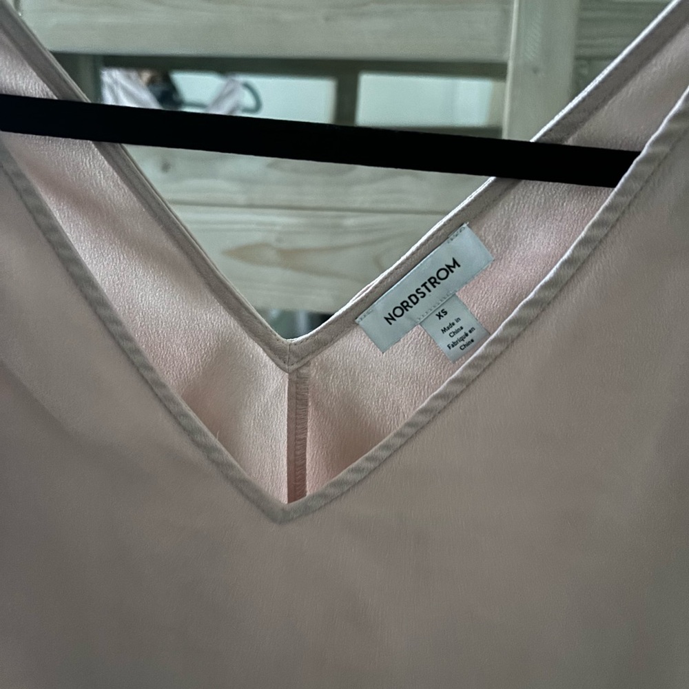 3 Halogen Nordstrom Deep Blue V-Neck Top - Picture 8 of 9